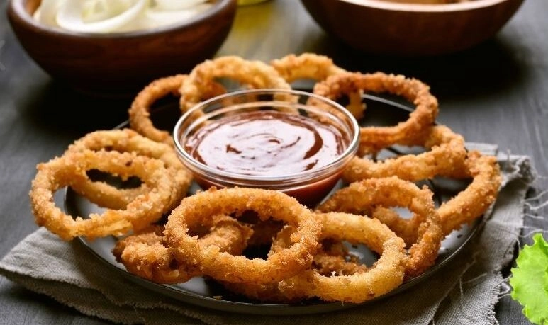 Best onion rings in Saksatoon, SK